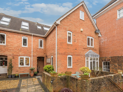 5 bedroom property for sale in St. Thomas Street, WINCHESTER, SO23