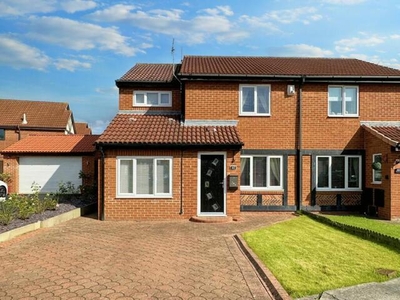 5 Bedroom Semi-detached House For Sale In Boldon Colliery, Tyne And Wear