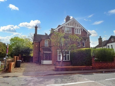 5 Bedroom Semi-detached House For Sale In Stevenage, Hertfordshire