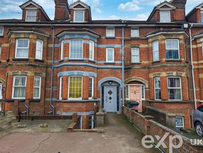 5 Bedroom Town House For Sale In Maidstone