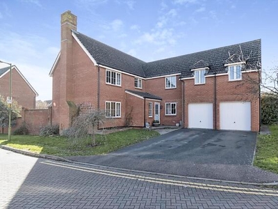 6 Bedroom Detached House For Sale In Hatfield
