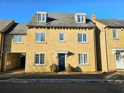 6 Bedroom Link Detached House For Sale In Great Cambourne, Cambridge