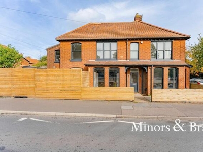 6 Bedroom Semi-detached House For Rent In Norwich
