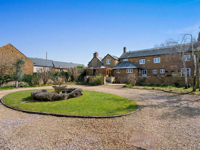 7 Bedroom Detached House For Sale In Northamptonshire