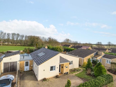 Bungalow for sale in Links View, Cirencester, Gloucestershire GL7