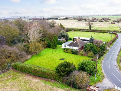 Detached bungalow for sale in Creeksea Ferry Road, Rochford SS4