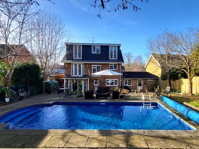 Detached house for sale in Blackthorns, Lindfield, Haywards Heath RH16
