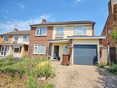 Detached house for sale in The Avenue, Hertford SG14