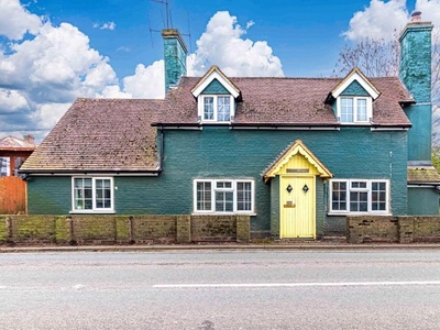 Detached house for sale in Tring Road, Northchurch, Berkhamsted, Hertfordshire HP4