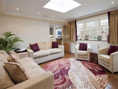 Detached house to rent in Middle Field, London NW8