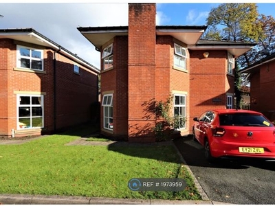 Detached house to rent in Wilmslow Road, Manchester M20