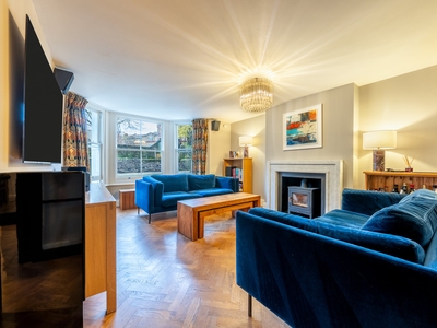 Elgin Avenue, London, W9 2 bedroom flat/apartment in London