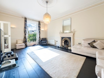 Flat for sale in Clifton Gardens, Maida Vale, London W9