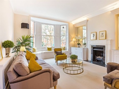 Flat for sale in Lennox Gardens, London SW1X