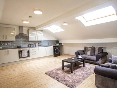 Flat to rent in East Parade, Harrogate, #765993 HG1