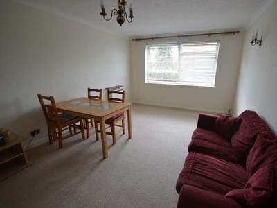 Flat to rent in London Road, Stoneygate, Leicester LE2