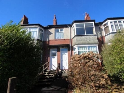 Flat to rent in Valley View, Newcastle Upon Tyne NE2