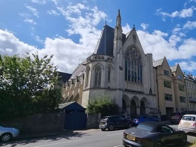 Property for Sale in Flat, Guardian Court, Clifton Down, Bristol, Bs8