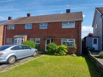 Property for sale in Worle Avenue, Llanrumney, Cardiff CF3
