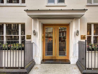 Property to rent in Hill Street, London W1J