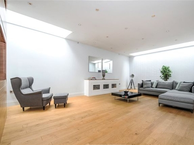 Terraced house to rent in Horseferry Road, Westminster SW1P