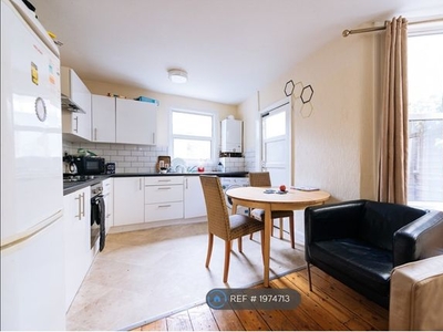 Semi-detached house to rent in Ethnard Road, London SE15