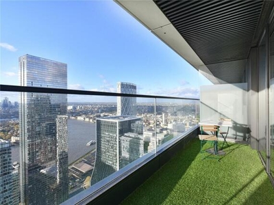 Studio Apartment For Sale In Canary Wharf, London