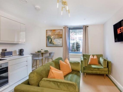 Studio Flat For Sale In The Crescent, Off Blossom Street