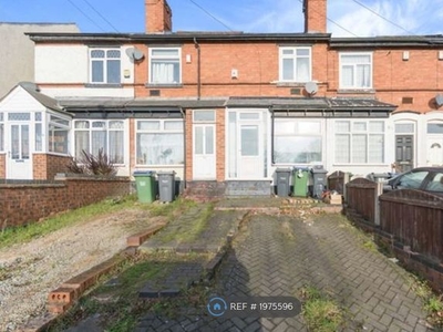 Terraced house to rent in Hagley Road West, Smethwick B67