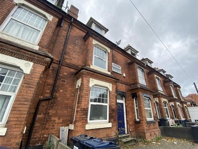 Terraced house to rent in Harborne Park Road, Birmingham B17