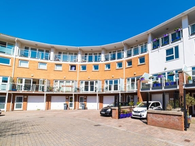 Town house for sale in Taliesin Court, Chandlery Way, Cardiff CF10