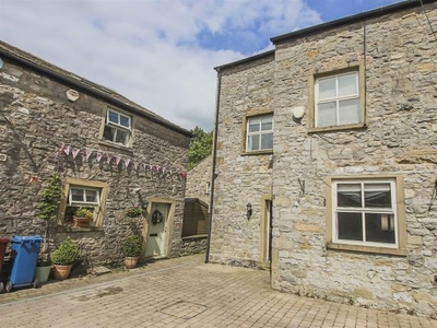 Town house to rent in Ribblesdale Court, Gisburn, Clitheroe BB7