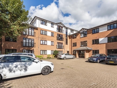 2 Bed Flat/Apartment For Sale in Henley on Thames, Berkshire, RG9 - 4926389