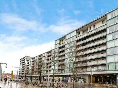 2 bedroom apartment for sale Hayes, UB3 4FG