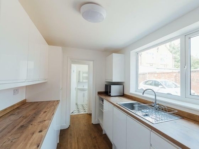 4 bedroom end of terrace house to rent Lincoln, LN1 1RX