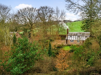 Cottage for sale in Clifton-On-Teme, Worcester WR6