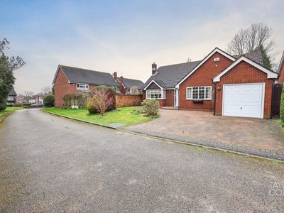 Detached bungalow for sale in Maddocks Hill, Sutton Coldfield B72