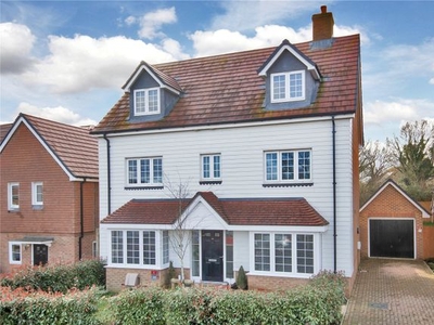 Detached house for sale in Hill Close, Edenbridge, Kent TN8
