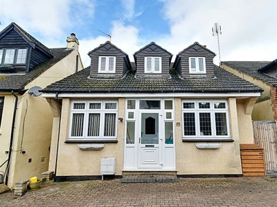 Detached house for sale in Hillside Terrace, Hertford SG13