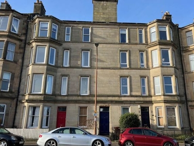 Detached house to rent in Bellevue Road, Edinburgh EH7