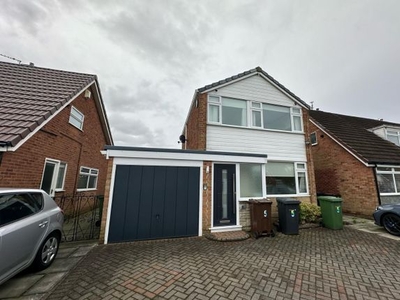 Detached house to rent in Meadow Lane, Maghull, Liverpool L31