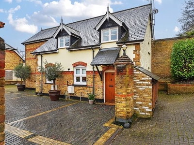 Detached house to rent in Polo Mews, Kemnal Road, Chislehurst, Kent BR7