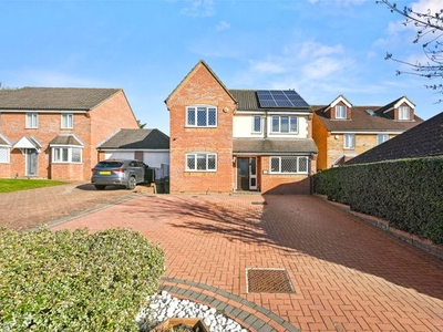 Detached house to rent in Thellusson Way, Rickmansworth, Hertfordshire WD3