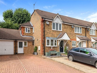 End terrace house for sale in Magnolia Avenue, Abbots Langley WD5