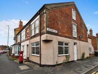 End terrace house to rent in Carholme Road, Lincoln LN1