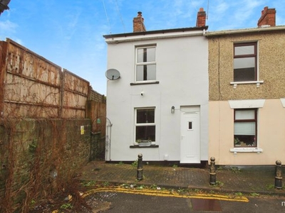 End terrace house to rent in King John Street, Old Town, Swindon SN1