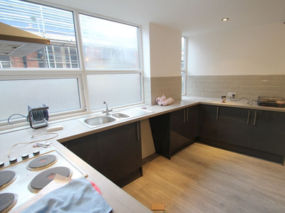 Flat to rent in Albion Street, City Centre, Leicester LE1