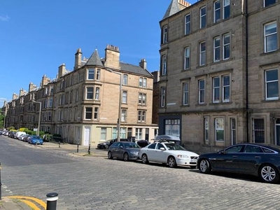 Flat to rent in Comely Bank Avenue, Comely Bank, Edinburgh EH4