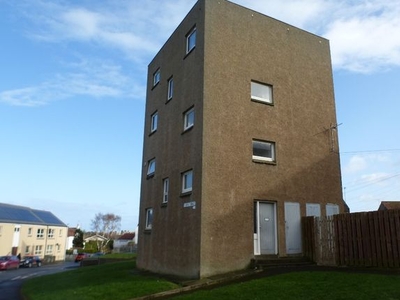 Flat to rent in Floors Terrace, Dunbar, East Lothian EH42