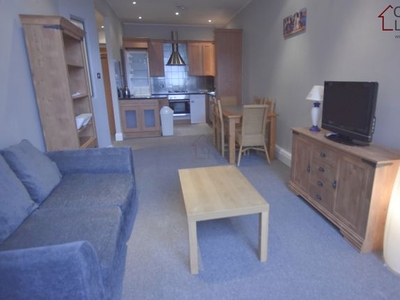 Flat to rent in George Street, City Centre, Nottingham NG1